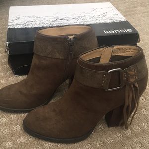 Kenzie Olive booties with tassle